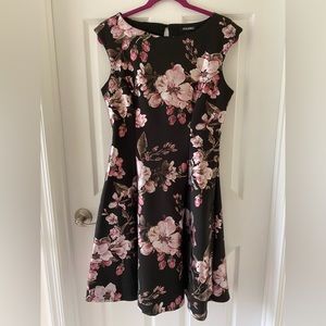 Roz & Ali Floral Fit and Flare Dress